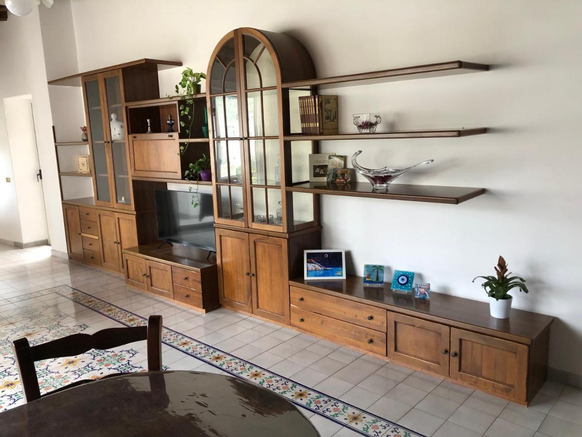 Willa Isola - Lipari Centro Storico Zewnętrze zdjęcie