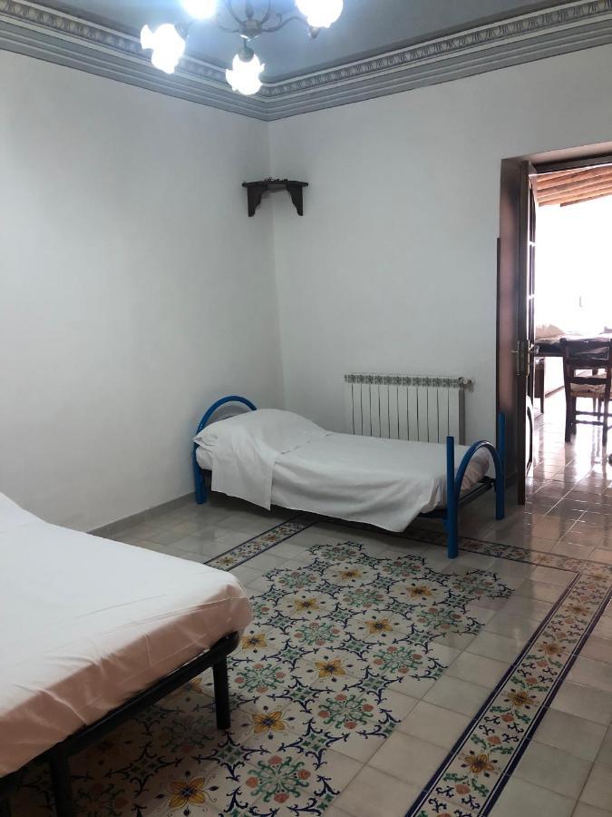 Willa Isola - Lipari Centro Storico Zewnętrze zdjęcie